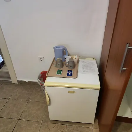 Real Apartment *