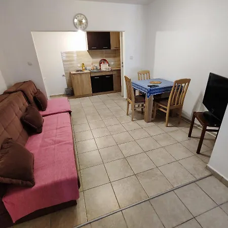 Apartment Real