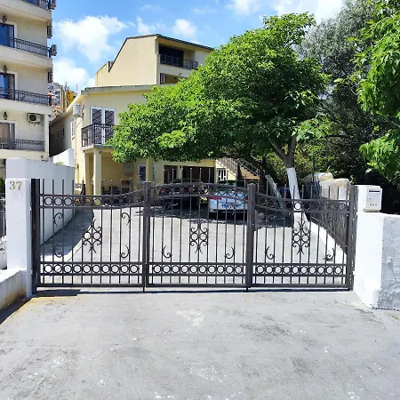 Apartment Real *